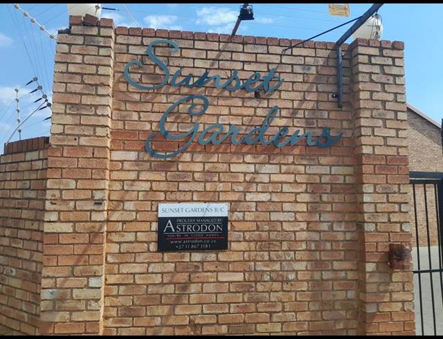 2 BEDROOM TOWNHOUSE FOR SALE IN NATURENA